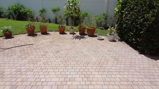 5404 Sunseeker Boulevard, Greenacres, FL 33463