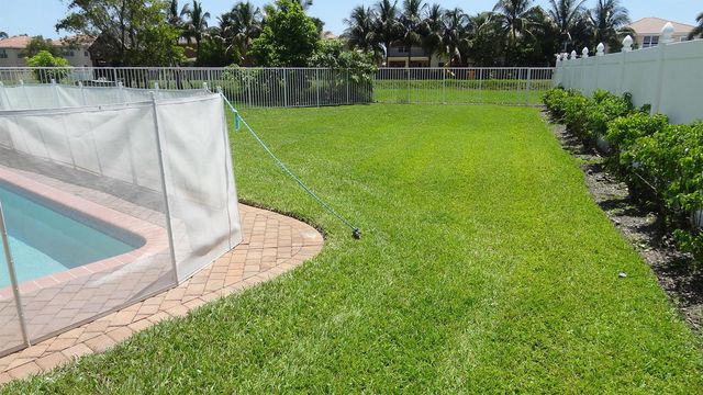 5404 Sunseeker Boulevard, Greenacres, FL 33463