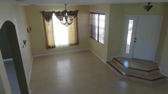 5404 Sunseeker Boulevard, Greenacres, FL 33463