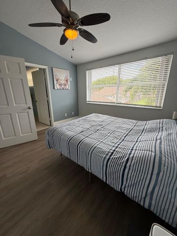 1120 W Lakes Drive, Deerfield Beach, FL 33442