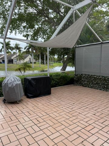 1120 W Lakes Drive, Deerfield Beach, FL 33442