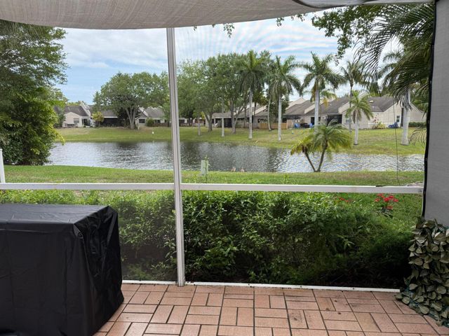 1120 W Lakes Drive, Deerfield Beach, FL 33442