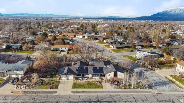 796 NANCY DR, South Ogden, UT 84403