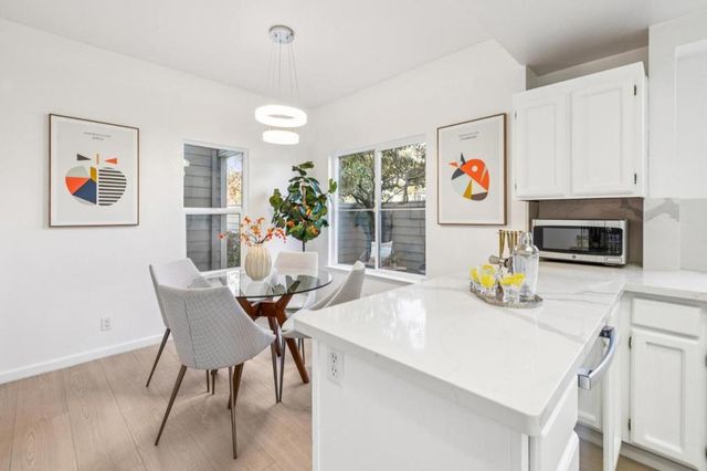 1 Binnacle Lane, Foster City, CA 94404