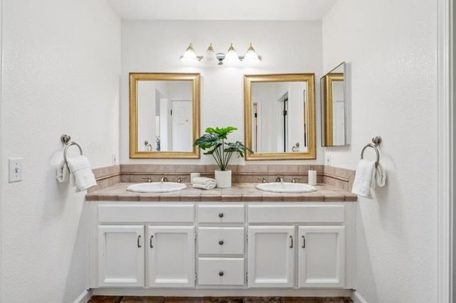 1 Binnacle Lane, Foster City, CA 94404