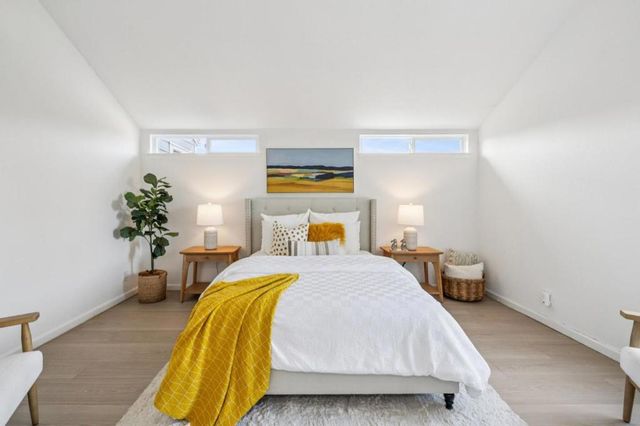 1 Binnacle Lane, Foster City, CA 94404