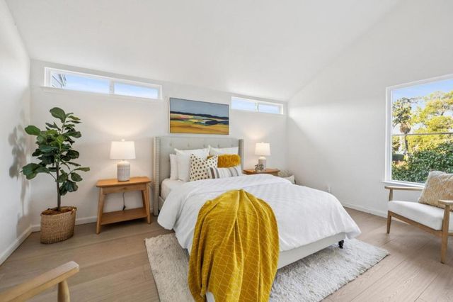 1 Binnacle Lane, Foster City, CA 94404