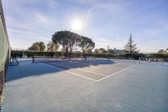 1 Binnacle Lane, Foster City, CA 94404