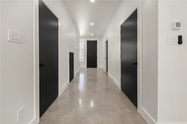 201 Lynn Drive A, Bryan, TX 77801