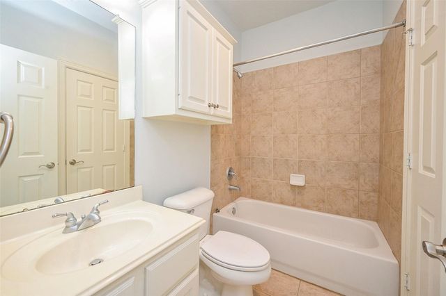 7933 Telluride Drive, Houston, TX 77040