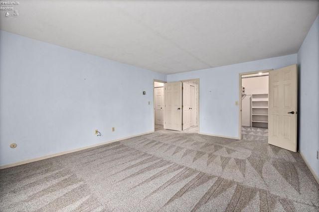 4708 Venice Heights Blvd Apt 204, Sandusky, OH 44870