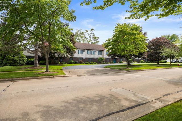 4708 Venice Heights Blvd Apt 204, Sandusky, OH 44870