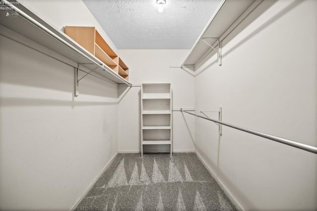 4708 Venice Heights Blvd Apt 204, Sandusky, OH 44870