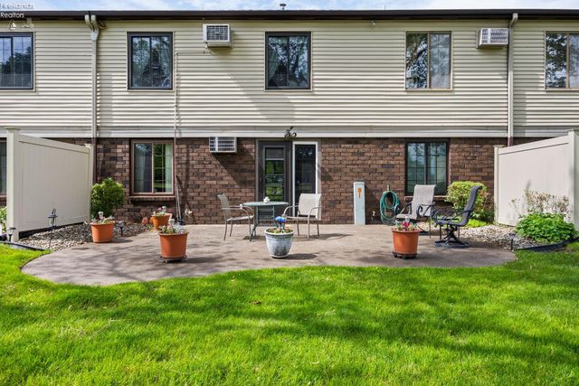 4708 Venice Heights Blvd Apt 204, Sandusky, OH 44870