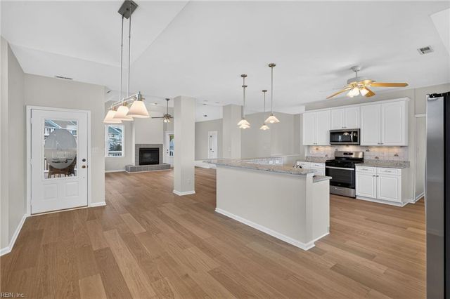 9570 Bay Point DR, Norfolk, VA 23518