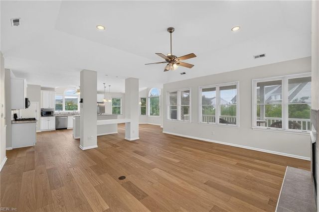 9570 Bay Point DR, Norfolk, VA 23518