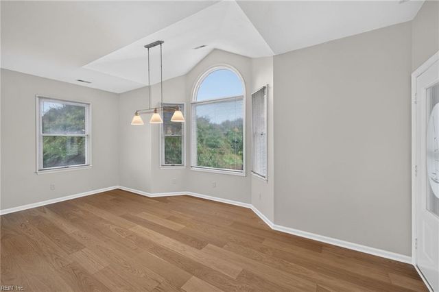 9570 Bay Point DR, Norfolk, VA 23518