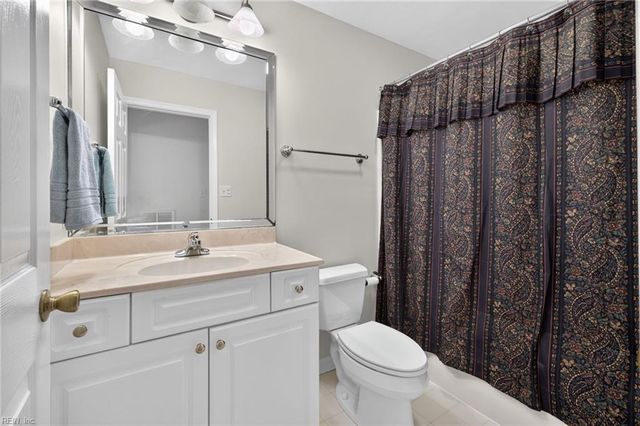 9570 Bay Point DR, Norfolk, VA 23518