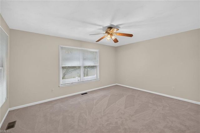 9570 Bay Point DR, Norfolk, VA 23518