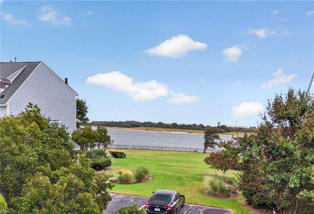 9570 Bay Point DR, Norfolk, VA 23518