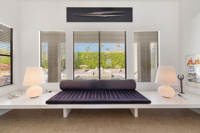 1450 Lorena Way, Palm Springs, CA 92262