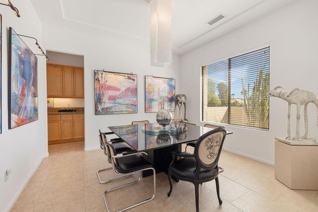 1450 Lorena Way, Palm Springs, CA 92262