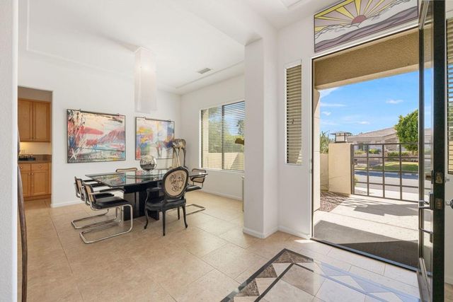 1450 Lorena Way, Palm Springs, CA 92262