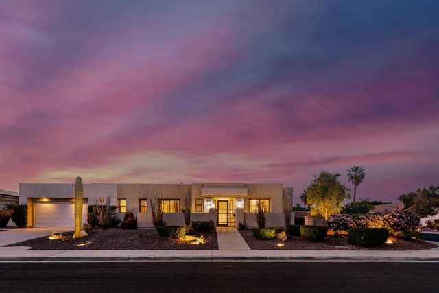 1450 Lorena Way, Palm Springs, CA 92262