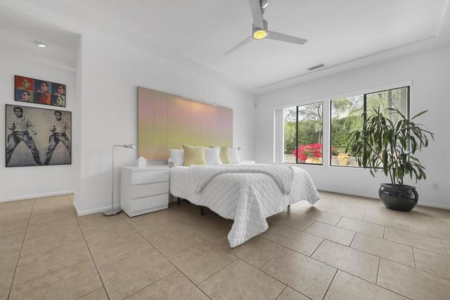 1450 Lorena Way, Palm Springs, CA 92262