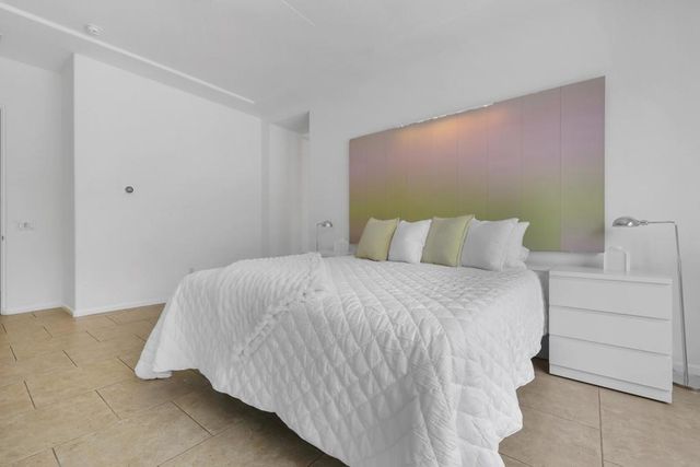 1450 Lorena Way, Palm Springs, CA 92262
