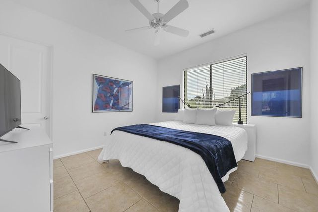 1450 Lorena Way, Palm Springs, CA 92262