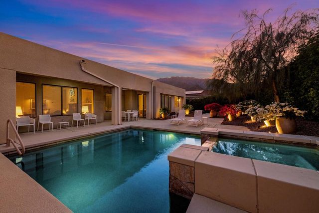 1450 Lorena Way, Palm Springs, CA 92262