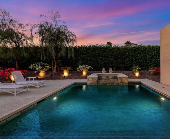 1450 Lorena Way, Palm Springs, CA 92262