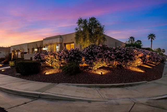 1450 Lorena Way, Palm Springs, CA 92262