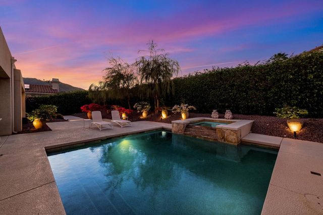 1450 Lorena Way, Palm Springs, CA 92262