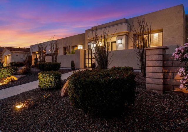 1450 Lorena Way, Palm Springs, CA 92262