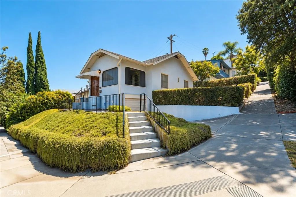 1030 Tyler St, Glendale, CA 91205