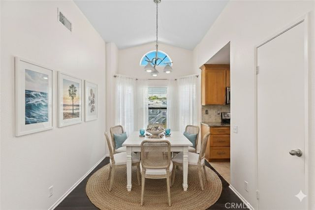 131 Remington 239, Irvine, CA 92620