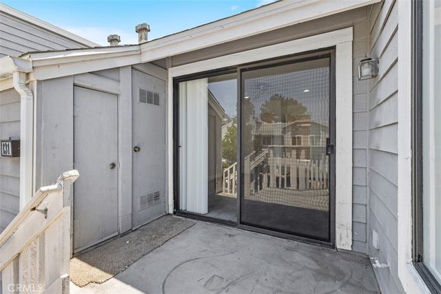 131 Remington 239, Irvine, CA 92620