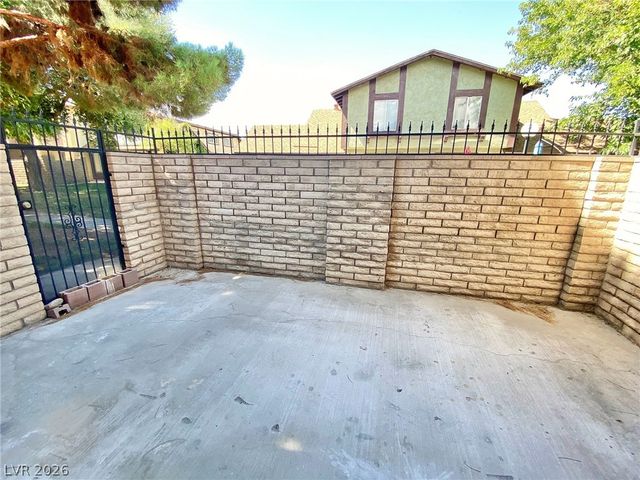 4508 Del Oro Drive, Las Vegas, NV 89102