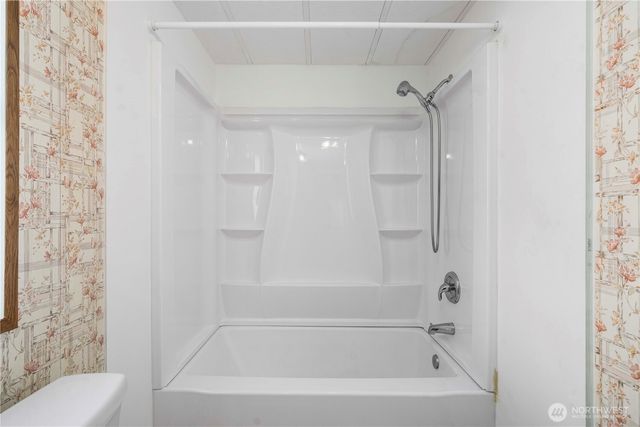 27226 116th Place SE, Kent, WA 98030