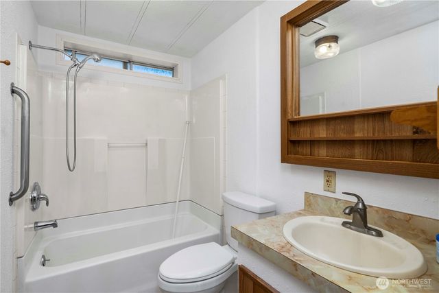 27226 116th Place SE, Kent, WA 98030