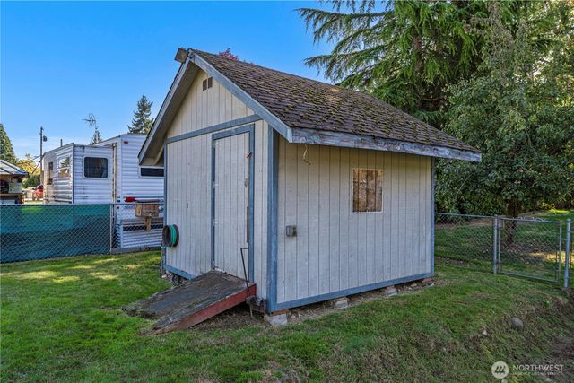 27226 116th Place SE, Kent, WA 98030