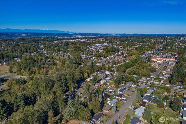 27226 116th Place SE, Kent, WA 98030