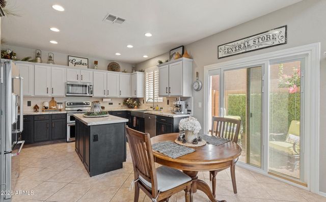 3331 W HEMINGWAY Lane, Anthem, AZ 85086