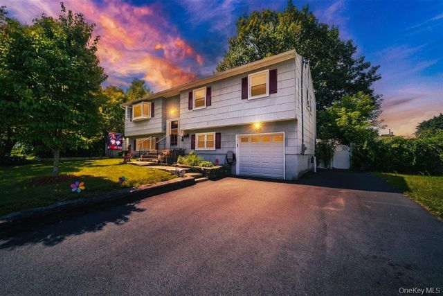 26 Heaney Drive, Beacon, NY 12508
