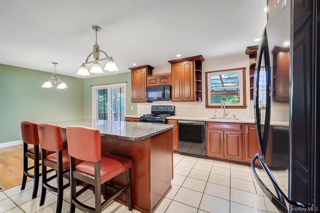 26 Heaney Drive, Beacon, NY 12508