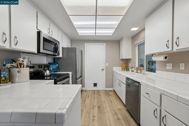 755 Valley Green Dr, Brentwood, CA 94513