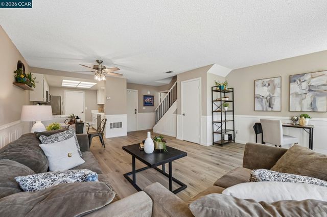 755 Valley Green Dr, Brentwood, CA 94513