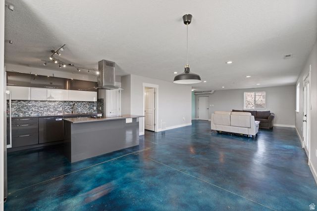 2859 W COUNTRY CLASSIC DR, Bluffdale, UT 84065